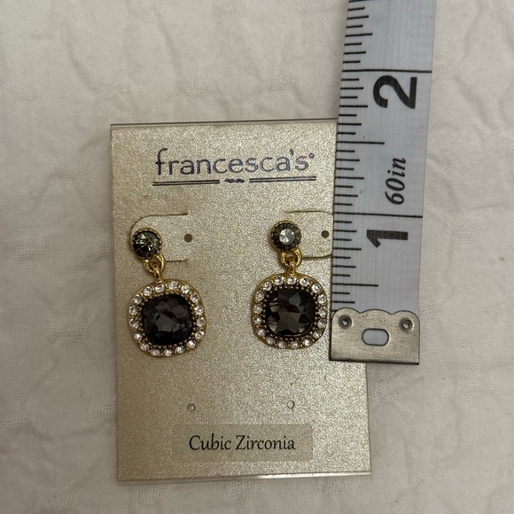 Francesca’s Square CZ Filigree Drop Earrings – Gold/Crystal - Picture 4 of 6
